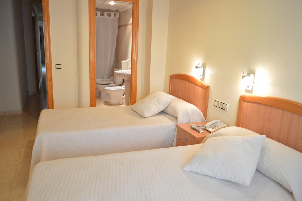 Hostal El Retiro Almoradí 객실 사진